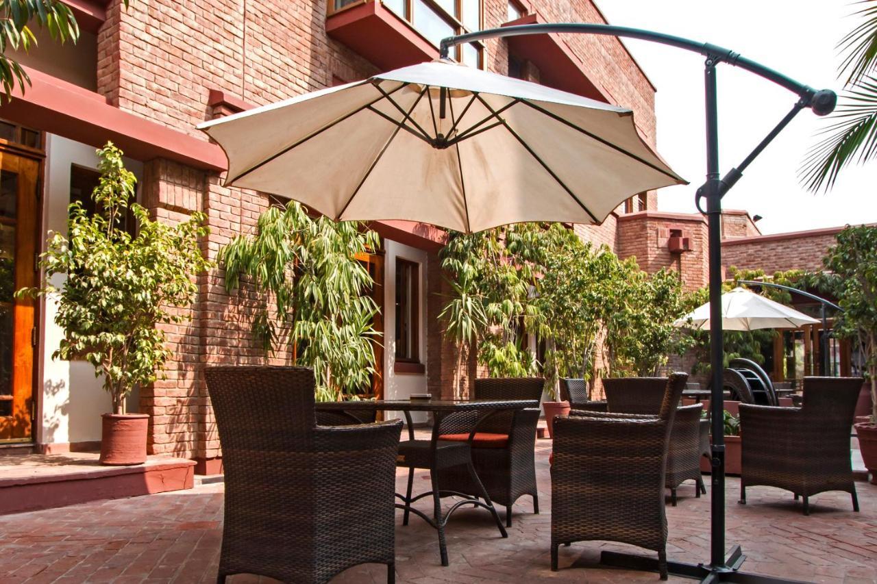 Faisalabad Serena Hotel Εξωτερικό φωτογραφία